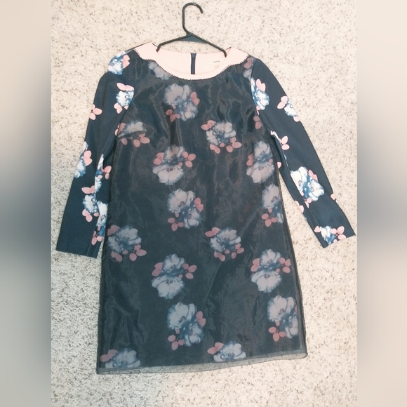 Dresse - Picture 3 of 4